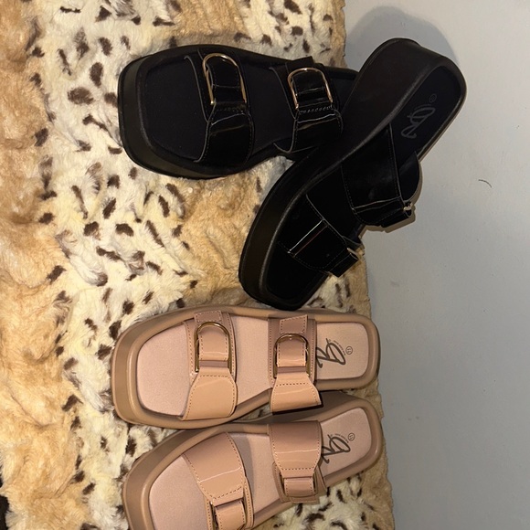 Blue Suede Shoes Shoes - Elegant Black and Tan Women's Sandals